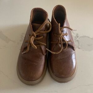 ⚫️ Zara ⚫️ leather booties with rubber sole - size 24